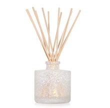 Load image into Gallery viewer, Frasier Fir Petite Frosted Glass Reed Diffuser, 4 oz