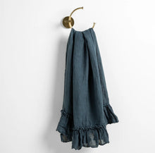 Load image into Gallery viewer, Bella Notte Linens Linen Whisper Guest Towel