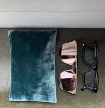 Load image into Gallery viewer, Silk Velvet Wallet/Pouch (6 Colors)