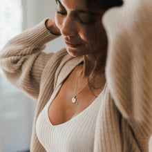 Load image into Gallery viewer, Blossom Necklace (Silver or Gold)

