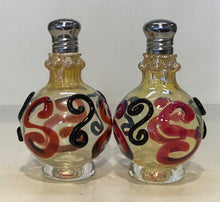 Load image into Gallery viewer, Hand Blown Salt &amp; Pepper Shakers, Large (7 Styles)n
