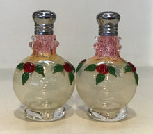 Load image into Gallery viewer, Hand Blown Salt &amp; Pepper Shakers, Large (7 Styles)n
