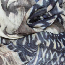 Load image into Gallery viewer, Malta Scarf
