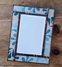 Load image into Gallery viewer, Hand Blocked Linen Indigo Frame - 4x6
