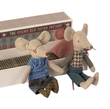 Load image into Gallery viewer, Maileg Grandma and Grandpa Mice in Matchstick Box
