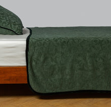 Load image into Gallery viewer, Bella Notte Linens Adele Coverlet
