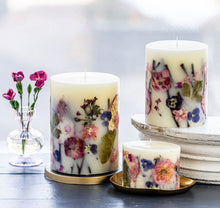 Load image into Gallery viewer, Blushing Rosewood Botanical Candle, 5.5"

