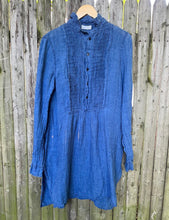 Load image into Gallery viewer, CP Shades Annette Linen Tunic, Indigo (Size Small)
