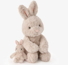 Load image into Gallery viewer, Mama + Baby Bunny Plush Set
