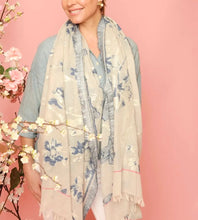Load image into Gallery viewer, Wind Chime Scarf

