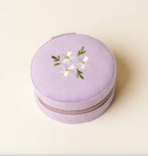 Load image into Gallery viewer, Velvet Jewelry Travel Case (4 colors)
