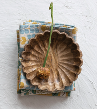 Load image into Gallery viewer, Mango Wood Scallop Bowl
