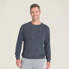 Load image into Gallery viewer, Barefoot Dreams Men's CozyChic Raglan Pullover, Large
