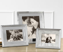 Load image into Gallery viewer, Mariposa Large Classic Frame,  8x10 Photo
