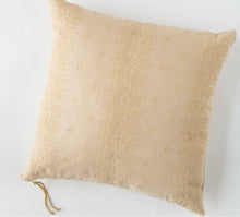 Load image into Gallery viewer, Bella Notte Linens Ines Throw Pillow, 24" x 24"

