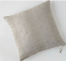 Load image into Gallery viewer, Bella Notte Linens Ines Throw Pillow, 24" x 24"

