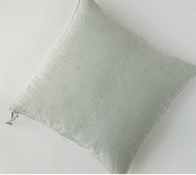 Load image into Gallery viewer, Bella Notte Linens Ines Throw Pillow, 24" x 24"
