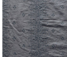 Load image into Gallery viewer, Bella Notte Linens Ines Guest Towel
