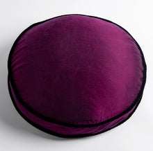 Load image into Gallery viewer, Bella Notte Linens Paloma Throw Pillow, 18" Round
