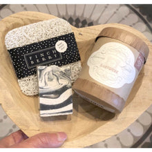 Load image into Gallery viewer, Wooden Heart Bowl
