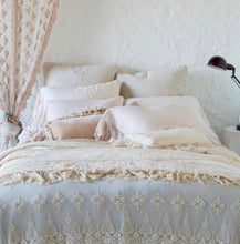 Load image into Gallery viewer, IN STOCK Bella Notte Linens Madera Luxe Pillowcase (King, Cloud)
