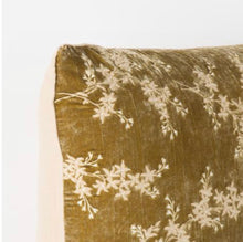 Load image into Gallery viewer, IN STOCK Bella Notte Linens Lynette Euro Sham, 27x27
