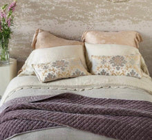 Load image into Gallery viewer, IN STOCK Bella Notte Linens Silk Velvet Quilted Throw Blanket (Pearl, Midnight, White)
