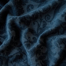 Load image into Gallery viewer, Bella Notte Linens Adele Coverlet
