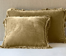 Load image into Gallery viewer, Bella Notte Linens Loulah Sham (Euro, Deluxe)
