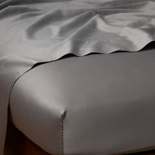 Load image into Gallery viewer, Bella Notte Linens Bria Fitted Sheet

