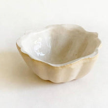 Load image into Gallery viewer, Terrafirma Ceramics Mini Scallop Bowl, Ivory
